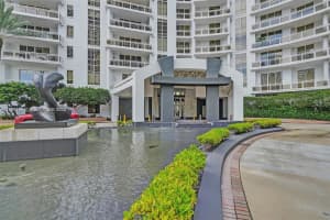 901 Brickell Key Blvd 906, Miami