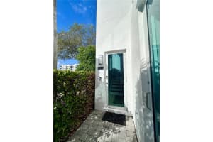 317 Ne 7th St 317 Fort Lauderdale, FL 33304 - MLS#A11877771