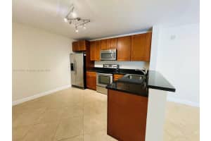 10101 W Sunrise Blvd 204 Plantation, FL 33322 - MLS#A11877801