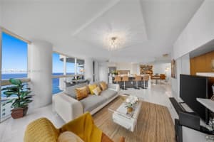 6301 Collins Ave 2107 Miami Beach, FL 33141 - MLS#A11877843