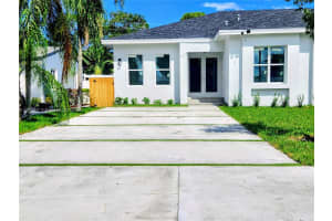 1214 Nw 4th Ave Fort Lauderdale, FL 33311 - MLS#A11877847