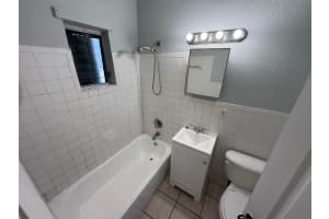 817 Nw 10th St 3 Hallandale Beach, FL 33009 - MLS#A11877876