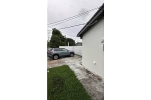 2415 Thomas St B Hollywood, FL 33020 - MLS#A11877888