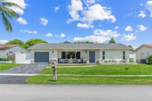 721 Nw 98th Ave Pembroke Pines, FL 33024 - MLS#A11877929