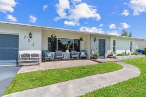 721 Nw 98th Ave Pembroke Pines, FL 33024 - MLS#A11877929