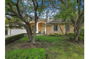 16002 Sw 84th Ct Palmetto Bay, FL 33157 - MLS#A11877931