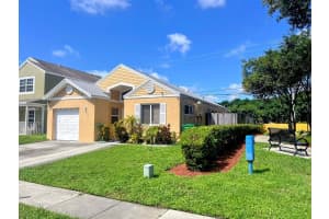 3650 Marlberry Ln Miramar, FL 33025 - MLS#A11877940