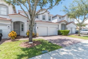 8720 Nw 109th Ct Doral, FL 33178 - MLS#A11877942