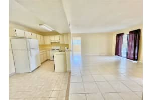 251 W Palm Cir W 206 Pembroke Pines, FL 33025 - MLS#A11877965