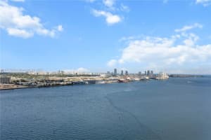 848 Brickell Key Dr 2502, Miami