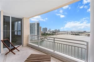 848 Brickell Key Dr 2502 Miami, FL 33131 - MLS#A11877970