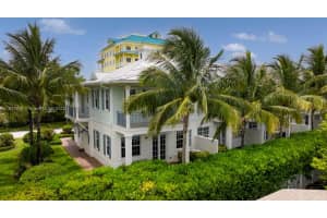140 Ocean Breeze Dr, Juno Beach