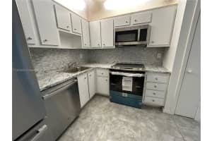 2061 Nw 47th Ter 212 Lauderhill, FL 33313 - MLS#A11878050