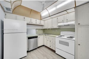 5320 Nw 11th St 205 Plantation, FL 33313 - MLS#A11878051