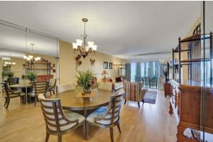 4001 Hillcrest Dr 403 Hollywood, FL 33021 - MLS#A11878070