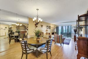 4001 Hillcrest Dr 403 Hollywood, FL 33021 - MLS#A11878070