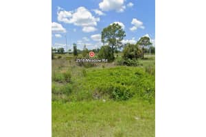 2918 Meadow Lehigh Acres, FL 33974 Sold 05/08/26