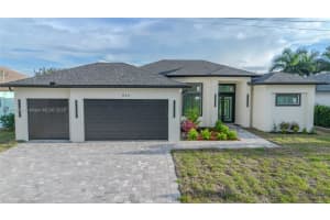 920 Se 5th Ter Cape Coral, FL 33990 - MLS#A11878090