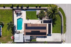 10370 Sw 34th St Miami, FL 33165 - MLS#A11878097