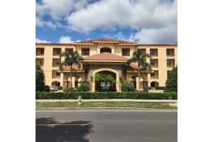 2351 Lakeview Dr 114, Sebring