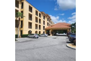 2351 Lakeview Dr 114 Sebring, FL 33875 - MLS#A11878099