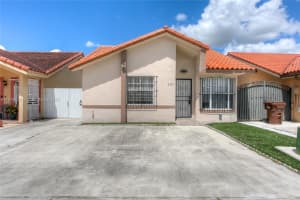 2525 W 73rd Pl, Hialeah