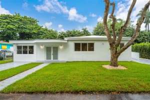 510 Ne 155th Ter, Miami