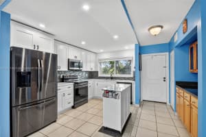 2000 S Federal Hwy 304 Boynton Beach, FL 33435 - MLS#A11878143