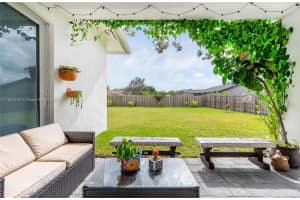 14952 Sw 177th Ter Miami, FL 33187 - MLS#A11878144