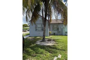 18423 Nw 44th Pl, Miami Gardens