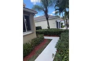 1288 Camellia Cir 1 Weston, FL 33326 - MLS#A11878166
