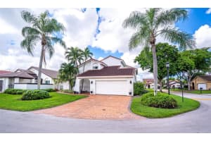 17352 Nw 61st Ct S, Hialeah