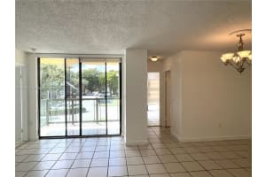 11780 Sw 18th St 203-2, Miami