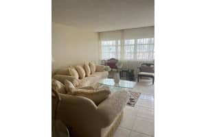 251 S 174th St 1714 Sunny Isles Beach, FL 33160 - MLS#A11878226