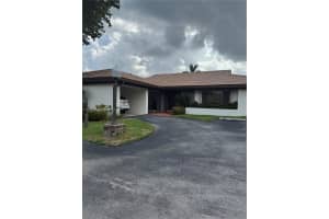 3650 N 36th Ave 4, Hollywood