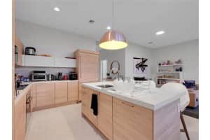 16385 Biscayne Blvd 105 North Miami Beach, FL 33160 - MLS#A11878278