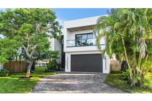 2033 Ne 22nd St Wilton Manors, FL 33305 - MLS#A11878282