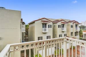 427 Se 13th St Fort Lauderdale, FL 33316 - MLS#A11878287