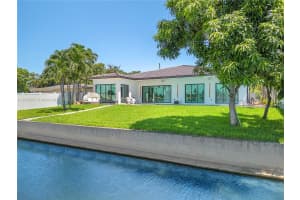 21100 Ne 25th Ct Miami, FL 33180 - MLS#A11878297