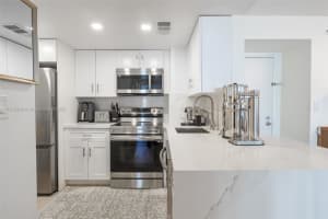 770 Claughton Island Dr 609, Miami
