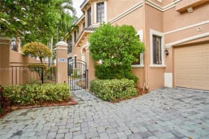 2707 Center Ct Dr 1-15 Weston, FL 33332 - MLS#A11878337
