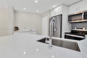 7527 S Oriole Blvd 101 Delray Beach, FL 33446 - MLS#A11878385
