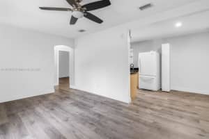 580 Se 2nd St Hialeah, FL 33010 - MLS#A11878463