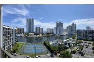 1000 Parkview Dr 926 Hallandale Beach, FL 33009 - MLS#A11878466
