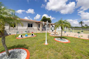 14560 Fillmore St, Miami