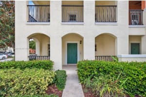 27 Sw 6th Ct Pompano Beach, FL 33060 - MLS#A11878548