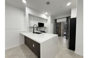 111 Nw 2nd Ave 10 Hallandale Beach, FL 33009 - MLS#A11878549