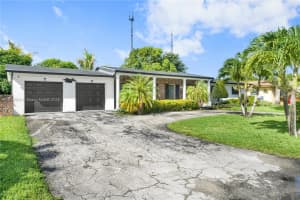 801 Nw 203rd St Miami Gardens, FL 33169 - MLS#A11878563