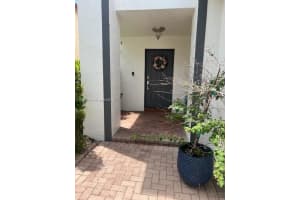 1298 Nw 192nd Ter Pembroke Pines, FL 33029 - MLS#A11878595