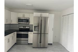 2750 Palm Ave 202 Hialeah, FL 33010 - MLS#A11878635